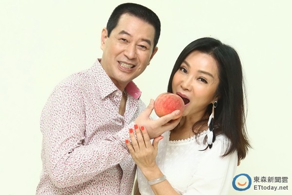 難忘蔡小虎半夜送麵情！陳美鳳笑揭「他私下愛撒嬌嘴好甜」真性情曝光　「30年前早奠定緣分」甜喊：鳳鳳等你