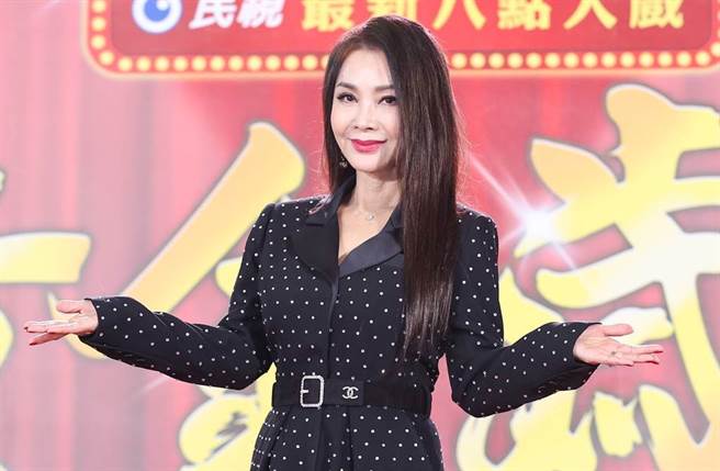 難忘蔡小虎半夜送麵情！陳美鳳笑揭「他私下愛撒嬌嘴好甜」真性情曝光　「30年前早奠定緣分」甜喊：鳳鳳等你