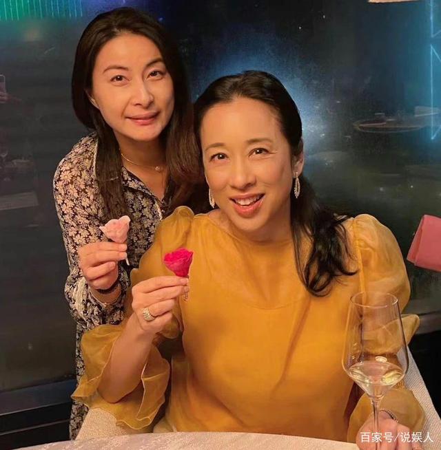19歲獲香港小姐！47歲凈身出戶「50歲再入豪門」分得23億財產　是母親一句話「給她底氣」