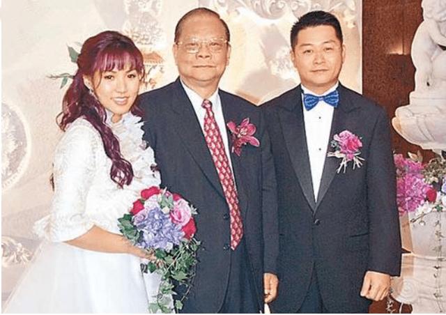 曾一曲成名！29歲嫁「金利來太子」41歲遭背叛搬出豪門　48歲「獨自養2子」重新復出