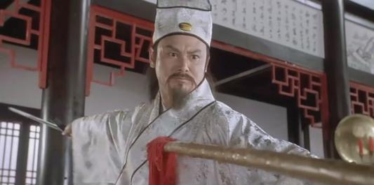 落魄得令人心疼！69歲老戲骨「癱瘓在床」被妻子捲走財產　劉德華探望時「含淚承諾」：不會放棄他
