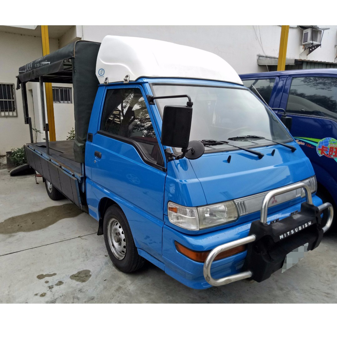 長知識了！他好奇發財小貨車「為什麼都是藍色？」　專家出面解答「原來大有用處」：其它顏色辦不到