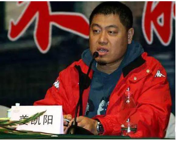 瓊瑤劇「可雲」！當紅時隱退「嫁大7歲老公」　46歲和「17歲女兒似姐妹」保養超好