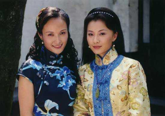 瓊瑤劇「可雲」！當紅時隱退「嫁大7歲老公」　46歲和「17歲女兒似姐妹」保養超好