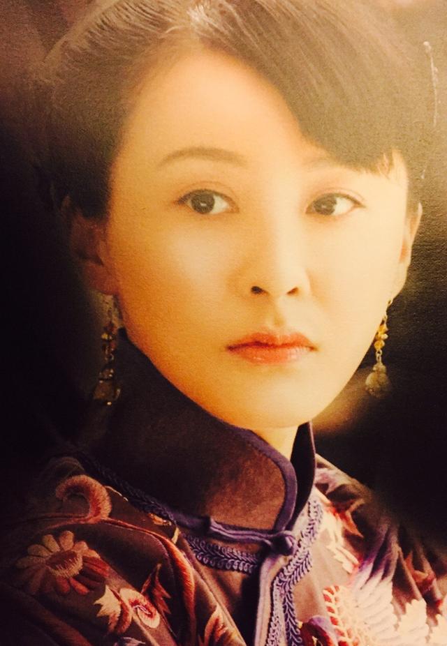 瓊瑤劇「可雲」！當紅時隱退「嫁大7歲老公」　46歲和「17歲女兒似姐妹」保養超好