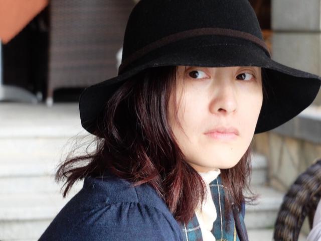 瓊瑤劇「可雲」！當紅時隱退「嫁大7歲老公」　46歲和「17歲女兒似姐妹」保養超好