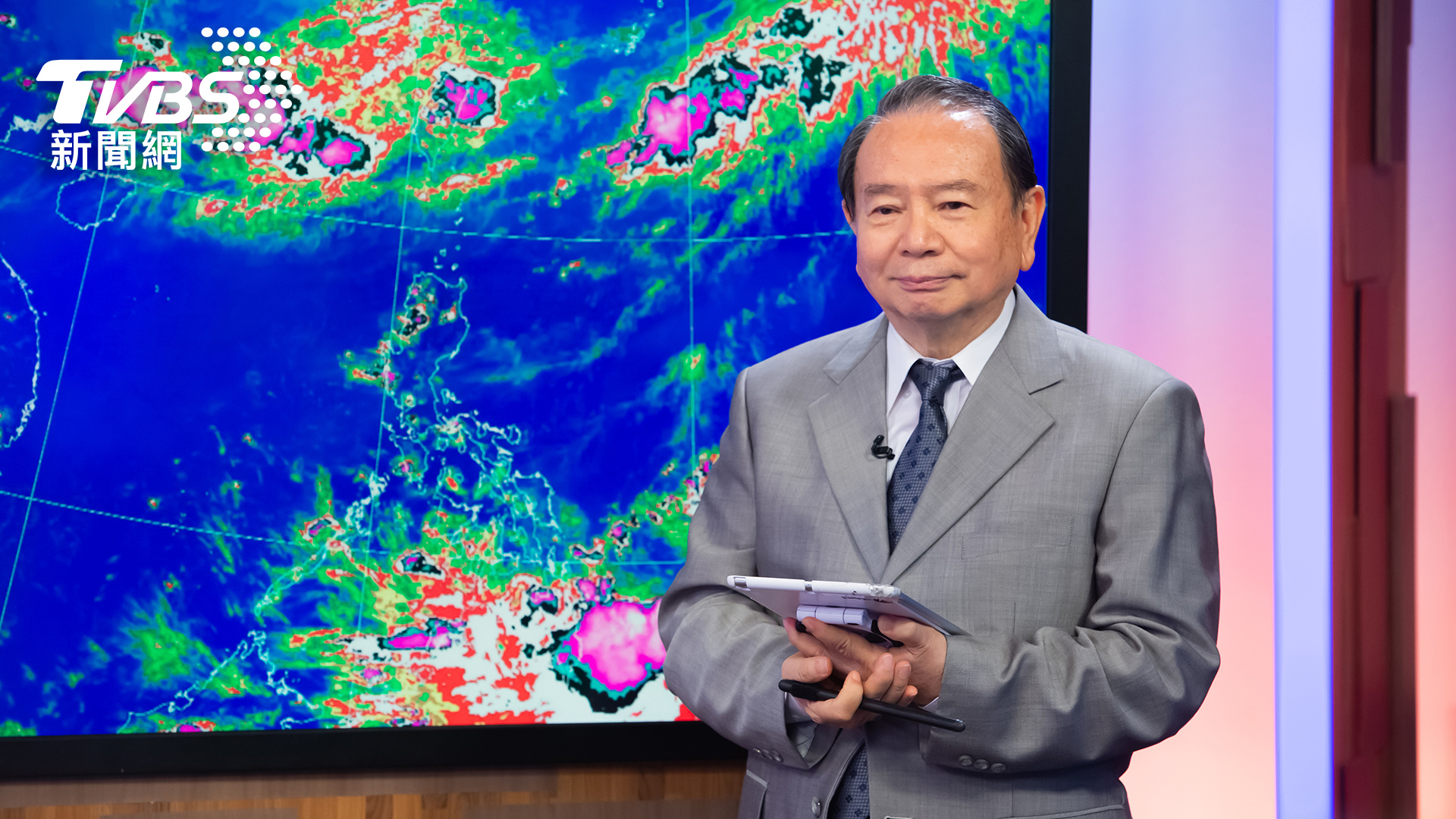 500個颱風天沒回家！任立渝「獲特別貢獻獎」私下屢次婉拒　「態度一貫謙虛」76歲退休現況曝光