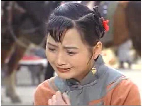 可憐的香妃！26歲爆紅「28歲意外離開」　父親殉職哥哥患絕症辭世「母親現狀惹人憐」