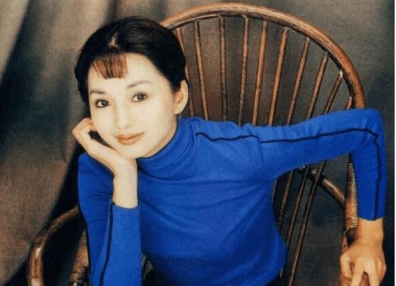 可憐的香妃！26歲爆紅「28歲意外離開」　父親殉職哥哥患絕症辭世「母親現狀惹人憐」