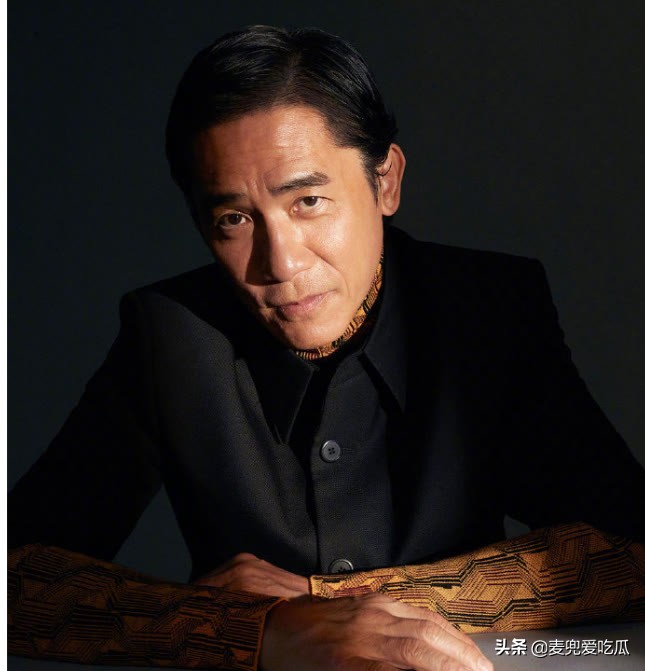長相神似張曼玉？梁朝偉被爆騷擾女粉「酒後對她說胡話」　劉嘉玲事後「送女孩項鏈」賠罪