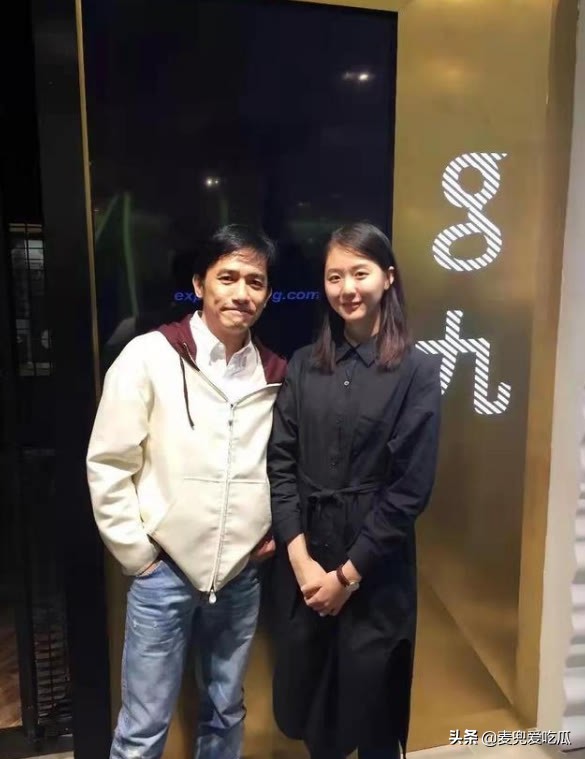 長相神似張曼玉？梁朝偉被爆騷擾女粉「酒後對她說胡話」　劉嘉玲事後「送女孩項鏈」賠罪