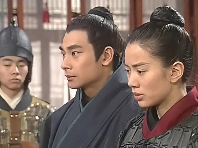 19歲成港姐冠軍！24歲惹怒成龍被「雪封」　結婚當天被富商通訊丈夫：「你老婆曾被我包養過」