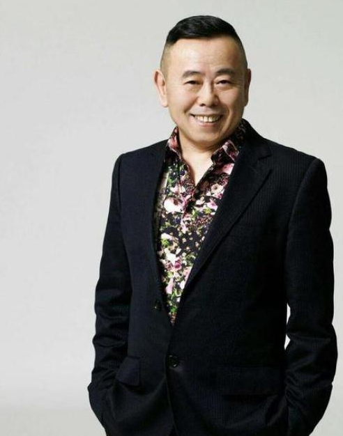 陪住女廁所8年！成名後卻被嫌「是糟糠之妻」　設局2年「讓丈夫醒悟」含淚改過