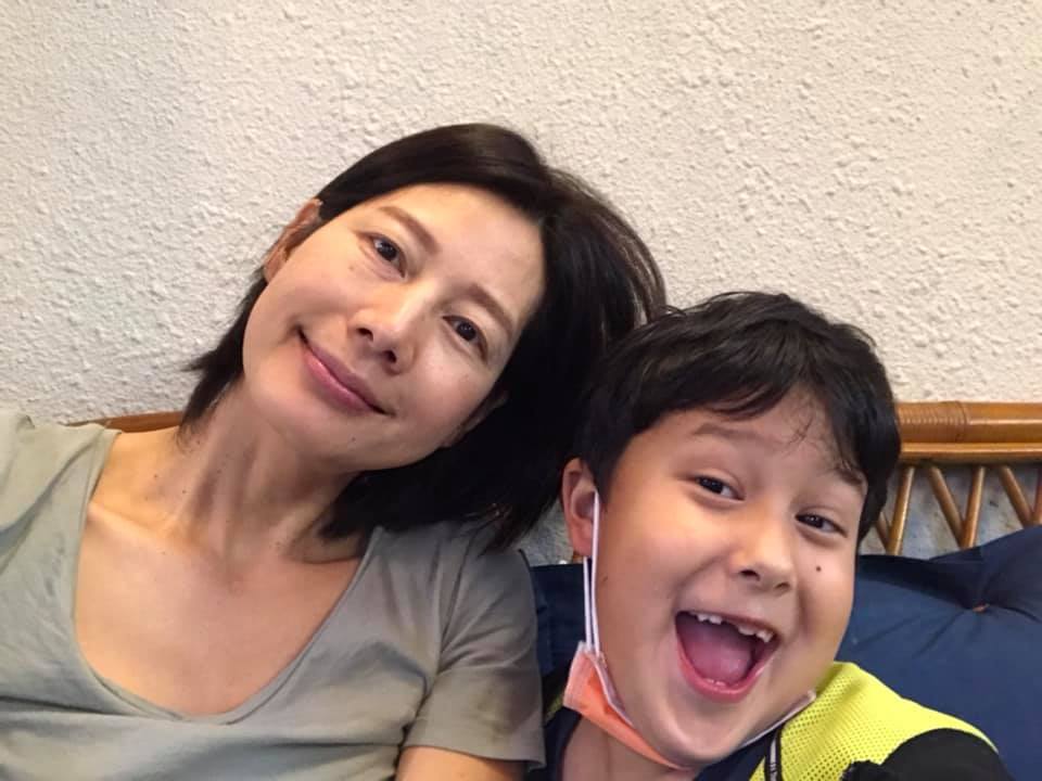 被洋尪嗆：沒人可以要我怎麼做！丁寧笑笑回應「老公秒道歉示好」　年過半百體悟「逆流而上的學習」