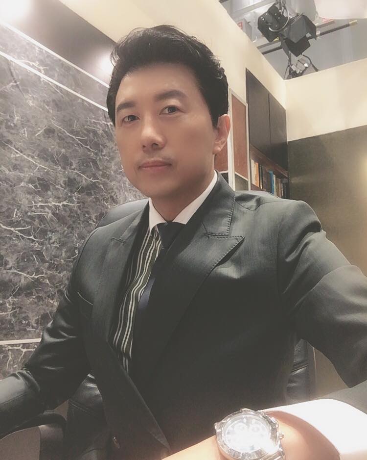 變帥大叔回歸！吳皓昇「鏟肉8公斤露面」觀眾認不出是誰　寵老婆「3年肚皮沒動靜」：可能得等到50歲