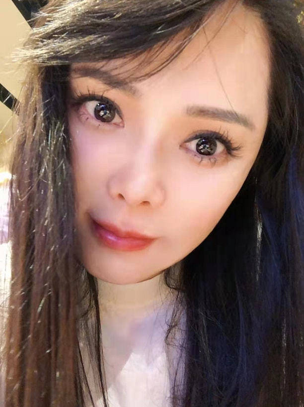 曬「與小10歲老公」合照！伊能靜分享「夫妻相處之道」　教網友「御夫之術」婚後活成少女