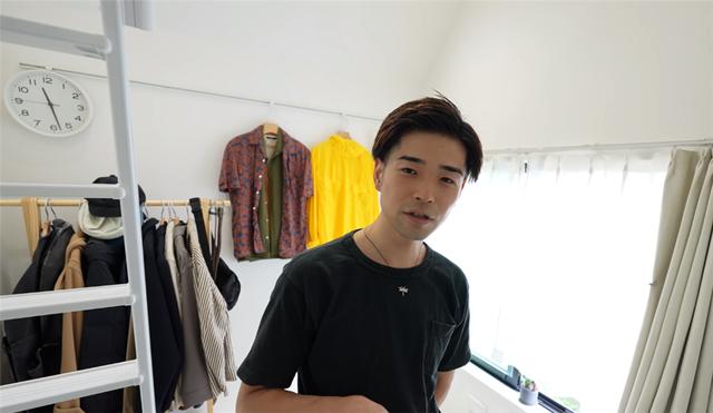 住不起大房子！他蝸居在大都市「總面積不到3坪」　居然塞得下「1室1廳1廚1衛1臥室」狹窄卻功能俱全