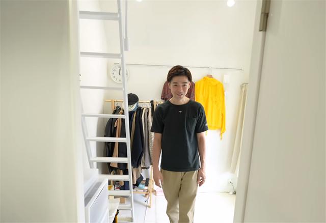 住不起大房子！他蝸居在大都市「總面積不到3坪」　居然塞得下「1室1廳1廚1衛1臥室」狹窄卻功能俱全