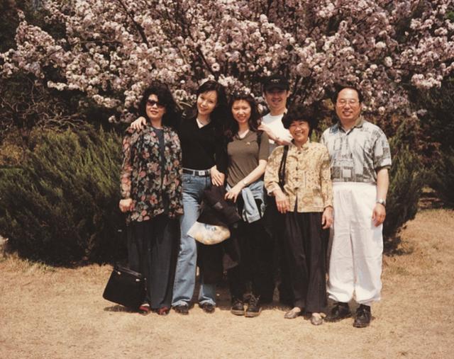 他婚內出軌七年！「和原配聯手」把小三送進牢房　「三不愛情觀」斷送整個演藝事業