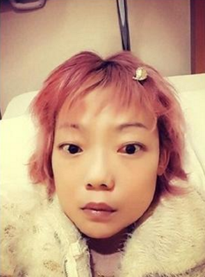 瘦到只有22公斤！她嫁入豪門8年「因患罕見疾病」被掃地出門　前夫拖欠贍養費「靠頑強求生欲」和病魔做鬥爭