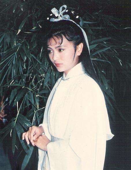 初戀被謝霆鋒爸爸搶走！差點為第二個女友殉情　「2度趕走前妻」寵妻30年卻膝下無子