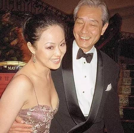 被罵敗家女！30歲讓「2個億萬富翁」破產　坦言自己就是個花瓶「沉寂11年再露面」令人刮目相看