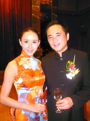 章子怡的同班同學！嫁國外百億首富「受皇室冊封」　丈夫為她「睡好覺」甘心做切除手術