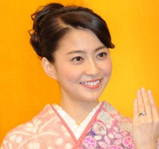 日本豪門兒媳有多難？「掩護丈夫出軌」34歲累到離世　為生兒「遭婆家囚禁」失聲