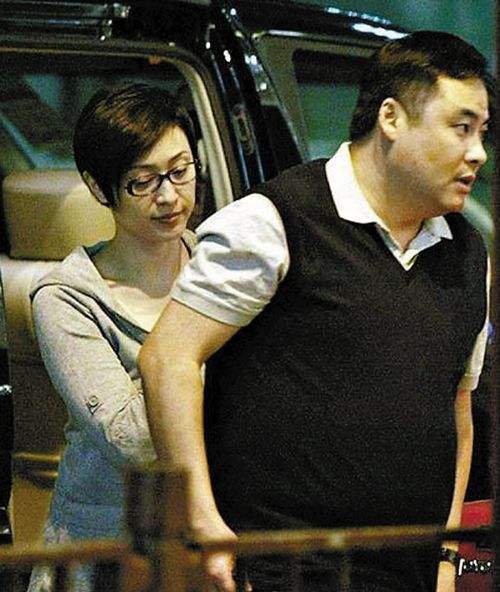 她是朱茵摯友！遭李麗珍掌摑　被李嘉欣老公邀三人行「41歲還被騙婚人財兩失」