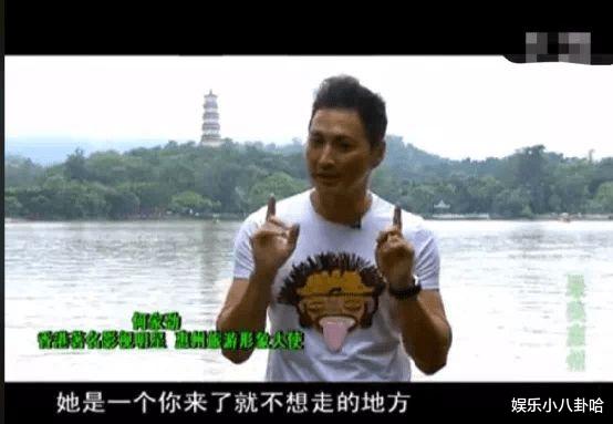 65歲男星「冷清現場開唱」坦言要拚生計　在地人起底「家世上億元」：唱好玩的啦