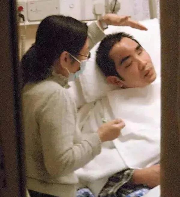 14歲賺錢養家！黎姿一生「被3個殘疾男人捆綁」不喊累　自學成「45億商界女總裁」努力沒白費