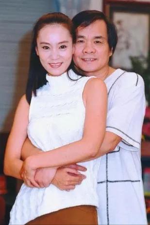 被時代拋棄！62歲劉雪華「不會用手機」電視只會開關　曝人生「最大遺憾」：老來很吃力