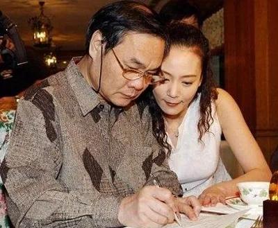 被時代拋棄！62歲劉雪華「不會用手機」電視只會開關　曝人生「最大遺憾」：老來很吃力