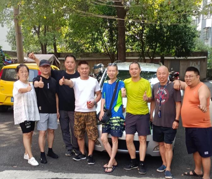 時日無多！他情義相挺「陪絕症好友完成心願」　玩遍各地「倒下都會把你扛回去」網淚：此生足矣