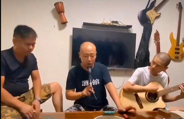 時日無多！他情義相挺「陪絕症好友完成心願」　玩遍各地「倒下都會把你扛回去」網淚：此生足矣
