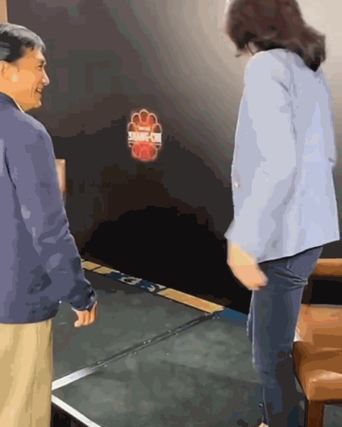 有愛無性10年！男友卻被曝是同性戀　二戀養男友16年被分手「51歲享受單身」：人生不必完美