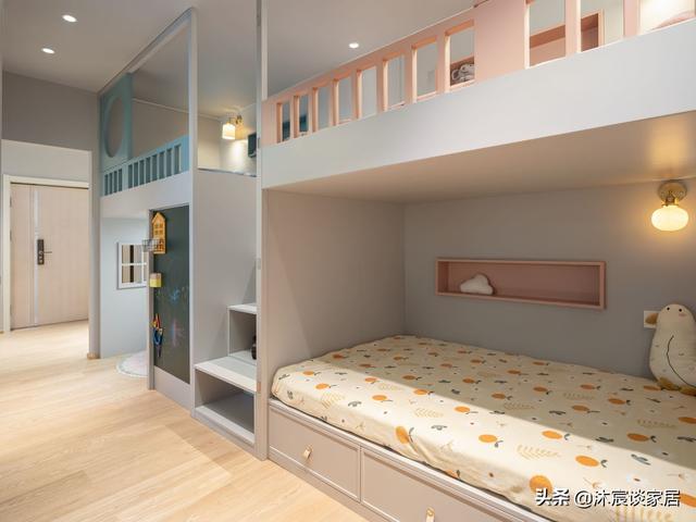 16坪住六人剛剛好！夫妻「重新改造4室2衛」打造小孩天堂　「運用多功能」一進玄關美到驚為天人