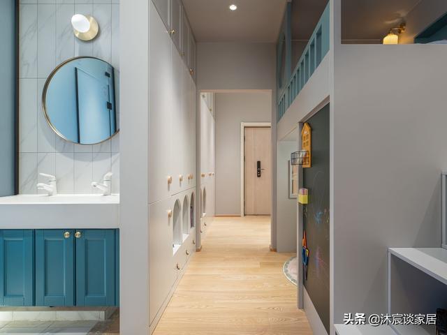 16坪住六人剛剛好！夫妻「重新改造4室2衛」打造小孩天堂　「運用多功能」一進玄關美到驚為天人