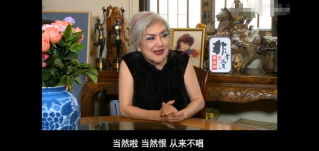忍丈夫外遇30年！和小三同住「不敢反抗」　為守住婚姻毀容「71歲為自己活」終找回事業