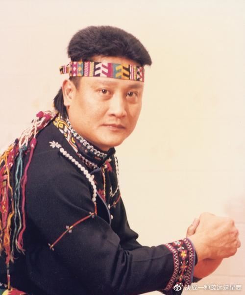 唱紅愛你一萬年！山地歌王「重摔智力退化」妻兒遠走美國　「輕生被救回」72歲晚景曝光：聽歌就流淚