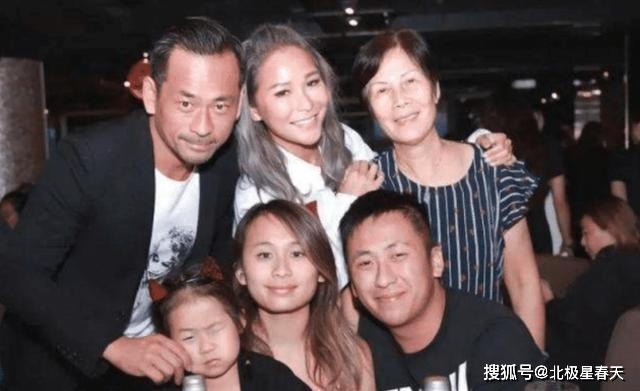 情斷陳柏霖！公然和原配爭寵5年「生下3胎」卻拿3億分手費出局　最美「玉蘭油女孩」終變棄婦 