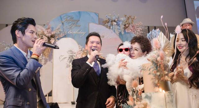 曾染髮惹毛向太！37歲郭碧婷「產女不滿1年」又被催生男孩　懷女兒時「未婚先孕」獨自待產
