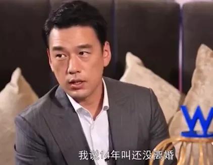從小立志當奸商！為不搬家「把房東娶回家」　青梅竹馬20年零緋聞「每個結婚紀念日」都叫：不離婚