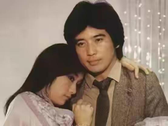 林青霞唯一接班人！疑倒追成龍引眾怒32歲退圈　嫁富商後22年無子「60歲再露面」美到猜不出年齡            