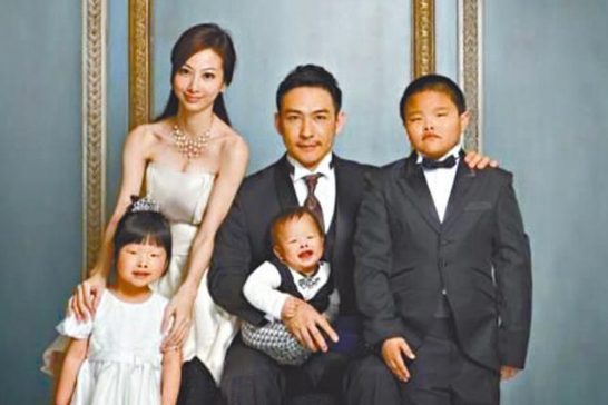 她拍了一張全家福！就讓自己身敗名裂「沒有導演敢用」　損失400萬「還被富豪男友」拋棄