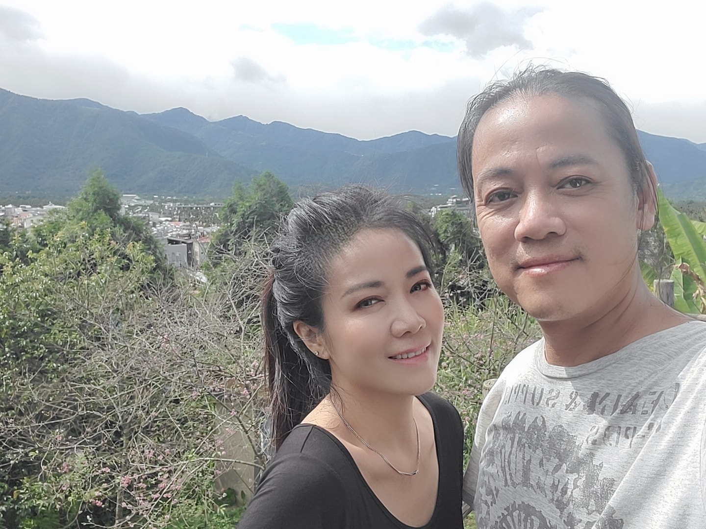 陳仙梅不顧母反對「棄豪門嫁攝影師」　結婚7年被尪「當公主捧在手心疼」暖舉惹哭眾人
