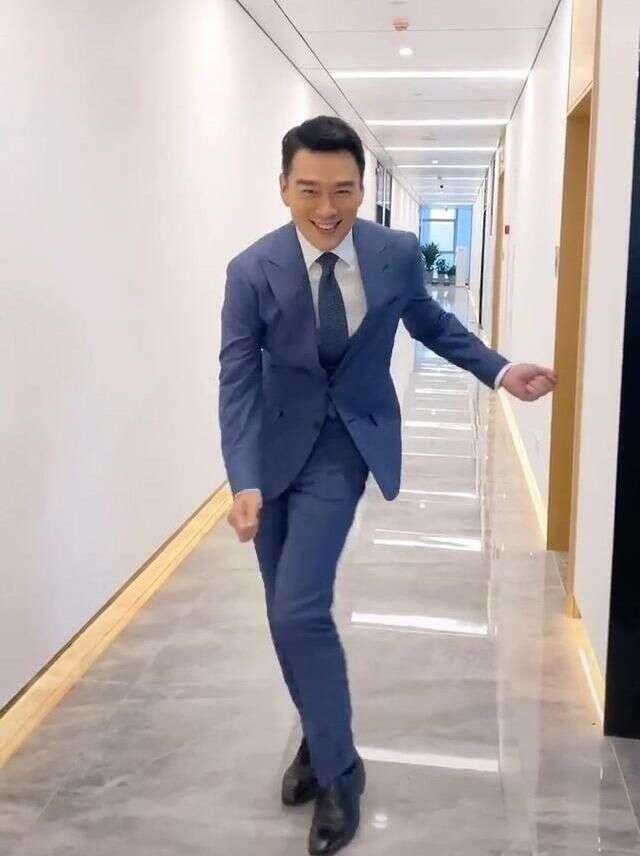 赴陸發展10年！王耀慶「身價翻漲好幾倍」仍堅持謹守本分　與老婆小四結緣「太太放心讓他去打拼」