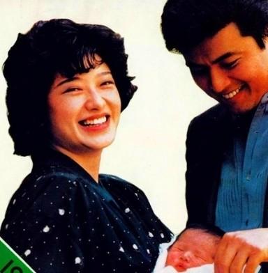 嫁對人了！三浦友和婚後對山口百惠「許下3個諾言」　41年相愛相守「從不吵架」