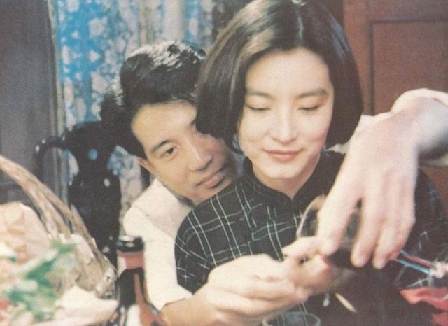 用40年逆襲！出生台北貧窮家庭「替夫還債嫁債主」　老公走後繼承百億遺產：她比你想得更狠