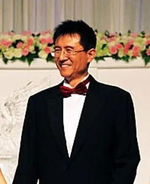 14年結婚三次！攀富豪找老外　47歲再嫁窮小子「耿直脾氣」差點斷送自己後路